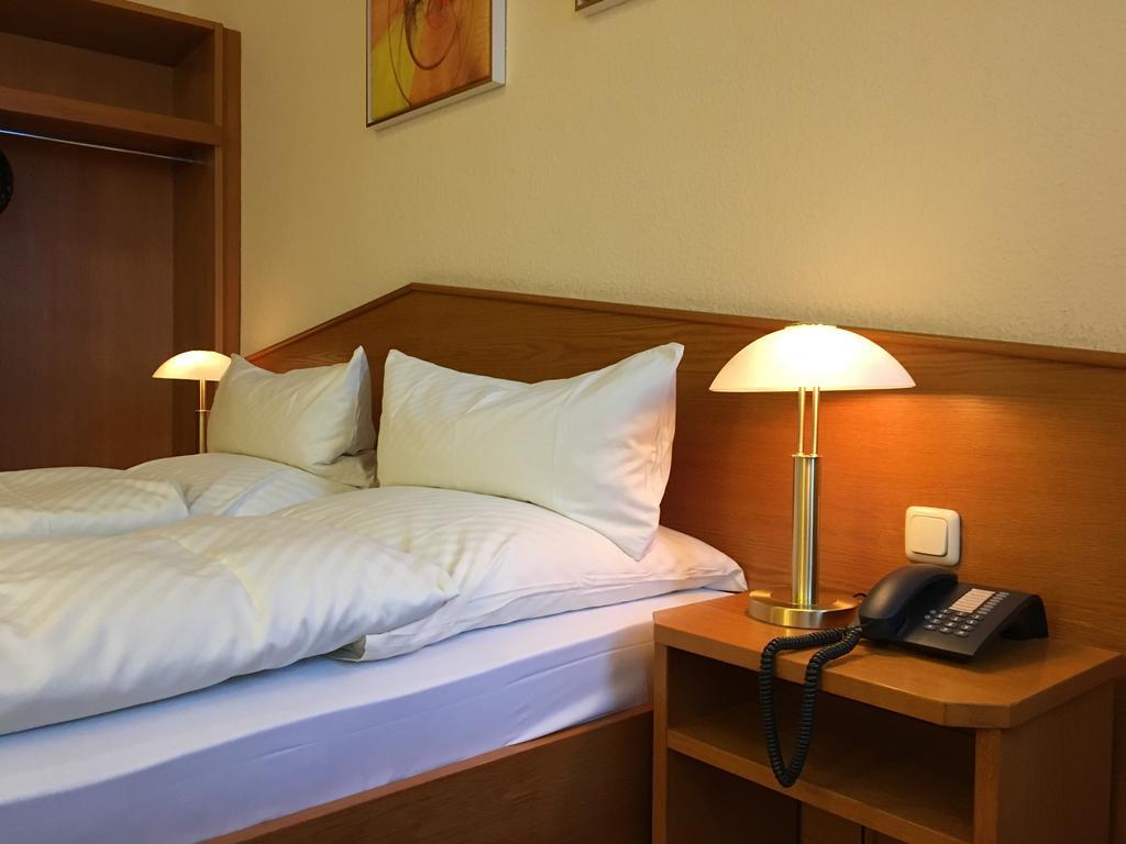 City-Hotel Neubrunnenhof Magonza Esterno foto